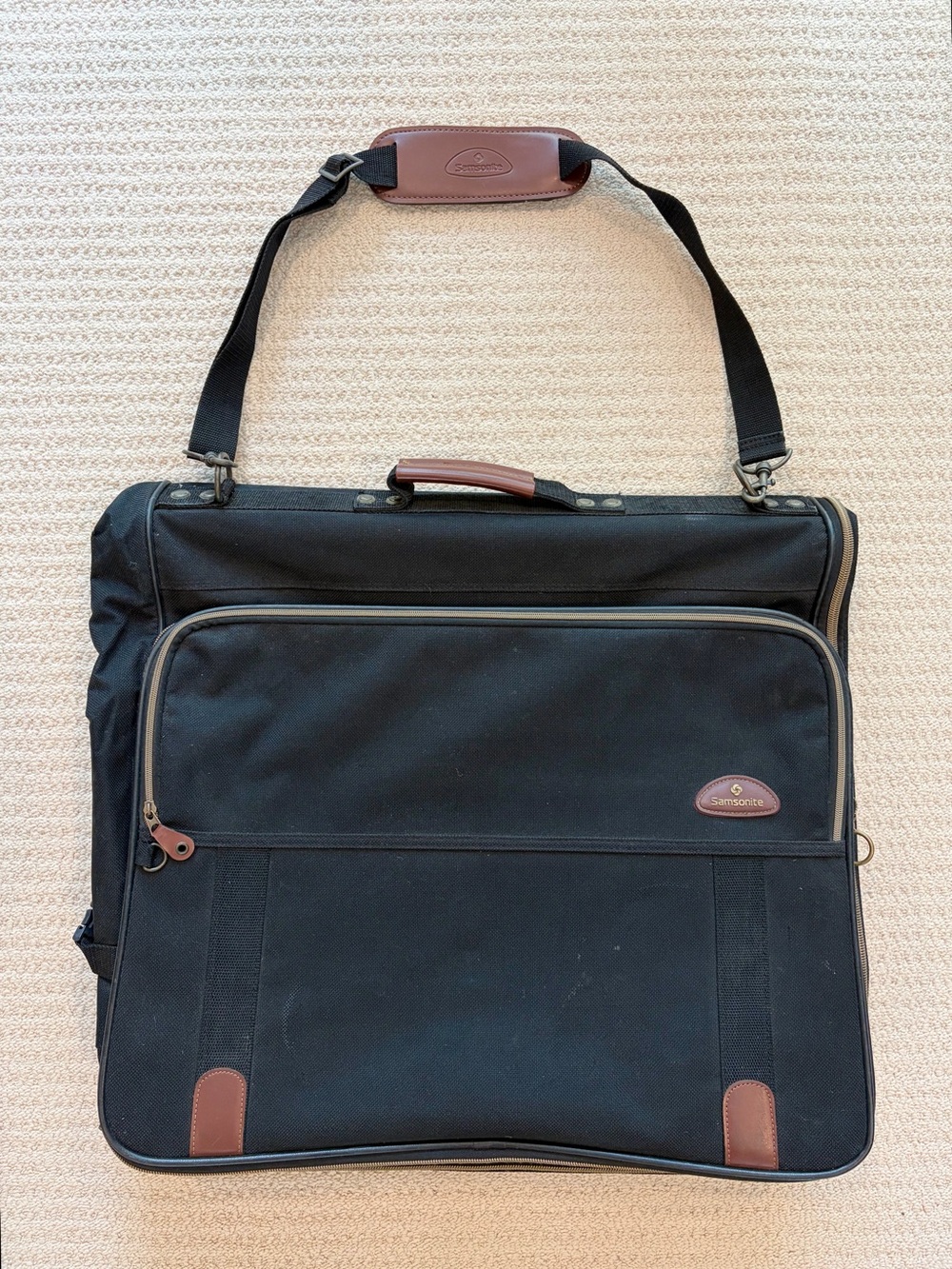 Samsonite Black Canvas Expandable Wardrobe Garment Travel Bag